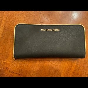 Black and gold Michael kors wallet